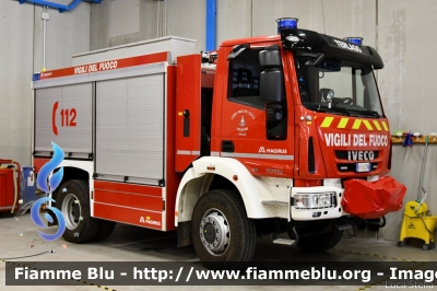 Iveco EuroCargo 150E30 4x4 III serie
Vigili del Fuoco
Unione Distrettuale di Trento
Corpo Volontario di Terlago (TN)
Allestimento Iveco Magirus
VF 9L0 TN
Parole chiave: Iveco EuroCargo_150E30_4x4_IIIserie VF9L0TN