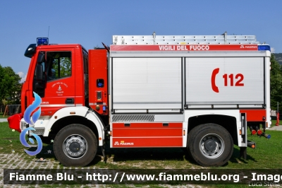 Iveco EuroCargo 150E30 4x4 III serie
Vigili del Fuoco
Unione Distrettuale di Trento
Corpo Volontario di Terlago (TN)
Allestimento Iveco Magirus
VF 9L0 TN
Parole chiave: Iveco EuroCargo_150E30_4x4_IIIserie VF9L0TN