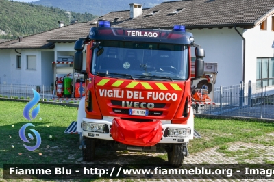 Iveco EuroCargo 150E30 4x4 III serie
Vigili del Fuoco
Unione Distrettuale di Trento
Corpo Volontario di Terlago (TN)
Allestimento Iveco Magirus
VF 9L0 TN
Parole chiave: Iveco EuroCargo_150E30_4x4_IIIserie VF9L0TN