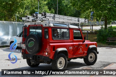 Land Rover Defender 90
Vigili del Fuoco
Unione Distrettuale di Trento
Corpo Volontario di Baselga del Bondone (TN)
Allestimento Kofler Fahrzeugbau
VF 9C4 TN
Parole chiave: Land-Rover Defender_90 VF9C4TN