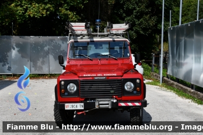 Land Rover Defender 90
Vigili del Fuoco
Unione Distrettuale di Trento
Corpo Volontario di Baselga del Bondone (TN)
Allestimento Kofler Fahrzeugbau
VF 9C4 TN
Parole chiave: Land-Rover Defender_90 VF9C4TN