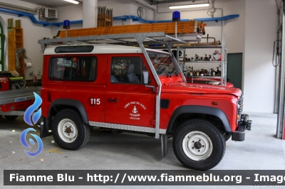 Land-Rover Defender 90
Vigili del Fuoco
Unione Distrettuale della Val Di Sole
Corpo Volontario di Pellizzano (TN)
VF 9D6 TN
Parole chiave: Land-Rover Defender_90 VF9D6TN