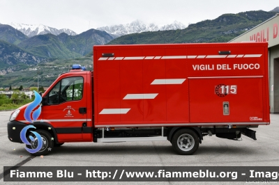 Iveco Daily IV serie restyle
Vigili del Fuoco 
Unione Distrettuale Alto Garda Ledro (TN)
Assegnata al Corpo Volontario di Arco (TN)
Allestimento Kofler Fahrzeugbau 
VF 9H7 TN
Parole chiave: Iveco Daily_IVserie_restyle VF9H7TN