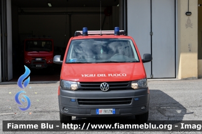 Volkswagen Transporter T5 restyle
Vigili del Fuoco
Unione Distrettuale di Primiero
Corpo Volontario di Mezzano (TN)
VF 9K6 TN
Parole chiave: Volkswagen Transporter_T5_restyle VF9K6TN