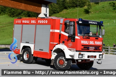 Iveco EuroCargo 135E24 4x4 I serie
Vigili del Fuoco
Unione distrettuale di Mezzolombardo
Corpo Volontario di Andalo (TN)
Allestimento Iveco Magirus Grizzly
VF F13 TN
Parole chiave: Iveco EuroCargo_135E24_4x4_Iserie VFF13TN