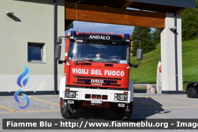 Iveco EuroCargo 135E24 4x4 I serie
Vigili del Fuoco
Unione distrettuale di Mezzolombardo
Corpo Volontario di Andalo (TN)
Allestimento Iveco Magirus Grizzly
VF F13 TN
Parole chiave: Iveco EuroCargo_135E24_4x4_Iserie VFF13TN