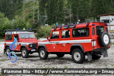 Land Rover Defender 
Vigili del Fuoco
Unione Distrettuale di Primiero
Corpo Volontario di Canal San Bovo (TN)
VF 2E4 TN 
VF 3D0 TN
Parole chiave: Land-Rover Defender VF2E4TN VF3D0TN