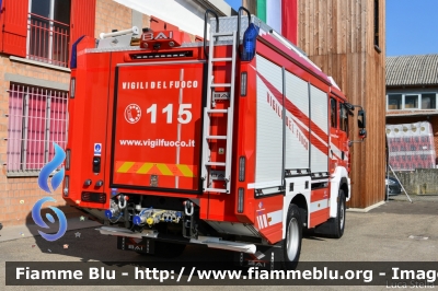 Man TGM 13.290 4x4 II serie
Vigili del Fuoco
Comando Provinciale di Bologna
DistaccaVigili del Fuoco
Comando Provinciale di Bologna
Distaccamento Volontario di Fontanelice
Allestimento BAImento Volontario di Fontanelice
Allestimento BAI
Parole chiave: Man TGM_13.290_4x4_IIserie