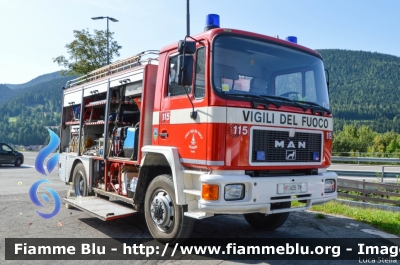 Man M90
Vigili del Fuoco
Distretto della Vallagarina
Corpo Volontario di Folgaria (TN)
VF A25 TN
Parole chiave: Man M90 VFA25TN