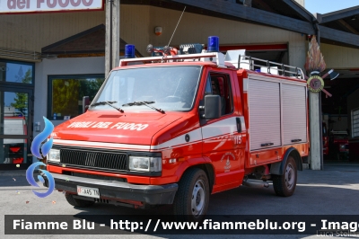 Fiat Ducato I serie
Vigili del Fuoco
Distretto di Pergine Valsugana
Corpo Volontario di Caldonazzo (TN)
Polisoccorso allestimento Baribbi
Carro allagamenti
VF A45 TN
Parole chiave: Fiat Ducato_Iserie VFA45TN