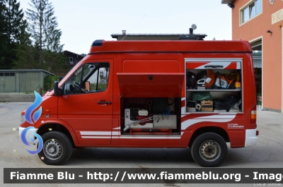 Mercedes-Benz Sprinter 4x4 II serie
Vigili del Fuoco
Distretto di Trento
Corpo Volontario di Lavarone
Pinza Veloce
Allestimento Kofler
VF A56 TN
Parole chiave: Mercedes-Benz Sprinter_4x4_IIserie VFA56TN