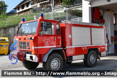 Iveco 75PC
Vigili del Fuoco
Distretto di Pergine Valsugana
Corpo Volontario di Centa San Nicolò (TN)
Autobotte allestimento Rosenbauer
VF A82 TN
Parole chiave: Iveco 75PC VFA82TN