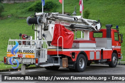 Scania P92H
Vigili del Fuoco
Unione Distrettuale di Primiero
Corpo Volontario del Consorzio del Primiero (TN)
Allestimento Bizzocchi
VF B03 TN
Parole chiave: Scania P92H VFB03TN