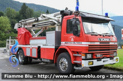 Scania P92H
Vigili del Fuoco
Unione Distrettuale di Primiero
Corpo Volontario del Consorzio del Primiero (TN)
Allestimento Bizzocchi
VF B03 TN
Parole chiave: Scania P92H VFB03TN