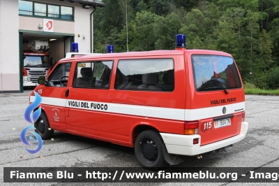 Volkswagen Transporter T4
Vigili del Fuoco
Unione Distrettuale di Primiero
Corpo Volontario del Consorzio del Primiero (TN)
VF B04 TN
Parole chiave: Volkswagen Transporter_T4 VFB04TN