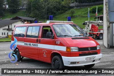 Volkswagen Transporter T4
Vigili del Fuoco
Unione Distrettuale di Primiero
Corpo Volontario del Consorzio del Primiero (TN)
VF B04 TN
Parole chiave: Volkswagen Transporter_T4 VFB04TN