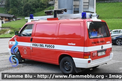 Volkswagen Transporter T4
Vigili del Fuoco
Unione Distrettuale di Primiero
Corpo Volontario del Consorzio del Primiero (TN)
Allestimento Rosenbauer
VF B05 TN
Parole chiave: Volkswagen Transporter_T4 VFB05TN