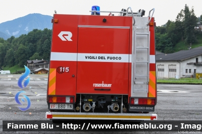 Mercedes-Benz 1227 4x4
Vigili del Fuoco
Unione Distrettuale di Primiero
Corpo Volontario del Consorzio del Primiero (TN)
Allestimento Rosenbauer
VF B80 TN
Parole chiave: Mercedes-Benz 1227_4x4 VFB80TN