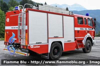 Mercedes-Benz 1227 4x4
Vigili del Fuoco
Unione Distrettuale di Primiero
Corpo Volontario del Consorzio del Primiero (TN)
Allestimento Rosenbauer
VF B80 TN
Parole chiave: Mercedes-Benz 1227_4x4 VFB80TN