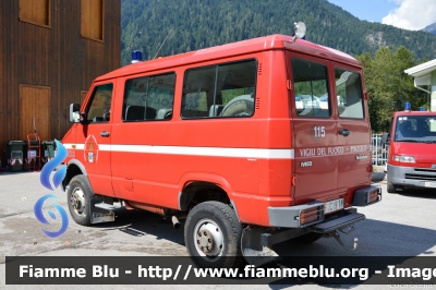 Iveco Daily 4X4 II serie
Vigili del Fuoco
Unione Distrettuale delle Giudicarie
Corpo Volontario di Pinzolo (TN)
VF C19 TN
Parole chiave: Iveco Daily_4X4_IIserie VFC19TN