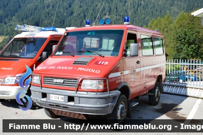 Iveco Daily 4X4 II serie
Vigili del Fuoco
Unione Distrettuale delle Giudicarie
Corpo Volontario di Pinzolo (TN)
VF C19 TN
Parole chiave: Iveco Daily_4X4_IIserie VFC19TN