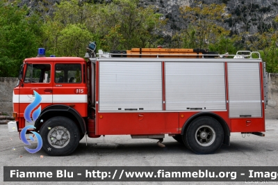 Iveco 160F26
Vigili del Fuoco 
Unione Distrettuale Alto Garda Ledro (TN)
Assegnata al Corpo Volontario di Dro
Allestimento Baribbi
VF C33 TN
Parole chiave: Iveco 160F26 VFC33TN