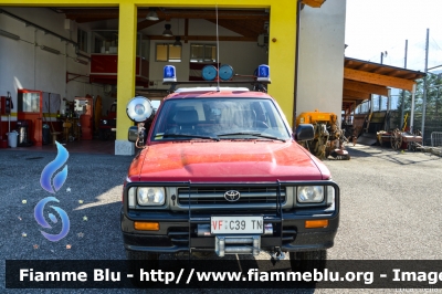 Toyota Hilux II serie
Vigili del Fuoco
Distretto di Fondo
Corpo Volonatrio di Romallo (TN)
VF C39 TN
Parole chiave: Toyota Hilux_IIserie VFC39TN