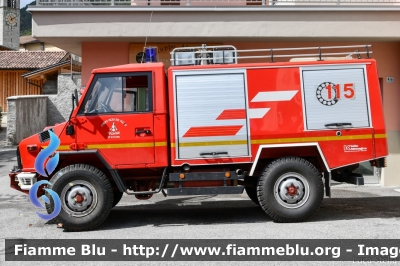 Iveco VM90
Vigili del Fuoco
Unione Distrettuale Alto Garda e Ledro
Corpo Volontario di Tiarno di Sopra
Allestimento Kofler Fahrzeugbau 
VF D00 TN
Parole chiave: Iveco VM90 VFD00TN