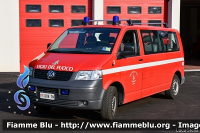 Volkswagen Transporter T5
Vigili del Fuoco
Unione Distrettuale di Trento
Corpo Volontario di Calavino (TN)
VF D88 TN
Parole chiave: Volkswagen Transporter_T5 VFD88TN