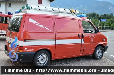 Volkswagen Transporter T4 Syncro
Vigili del Fuoco
Distretto di Fondo
Corpo Volonatrio di Malgolo (TN)
Allestimento Brandschutz
VF E75 TN
Parole chiave: Volkswagen Transporter_T4_Syncro VFE75TN