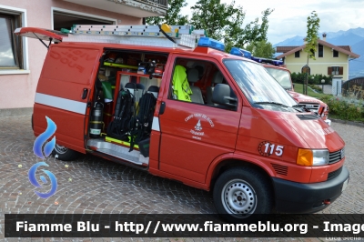 Volkswagen Transporter T4 Syncro
Vigili del Fuoco
Distretto di Fondo
Corpo Volonatrio di Malgolo (TN)
Allestimento Brandschutz
VF E75 TN
Parole chiave: Volkswagen Transporter_T4_Syncro VFE75TN