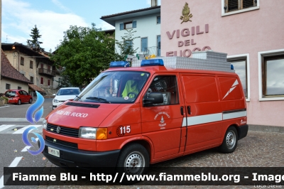 Volkswagen Transporter T4 Syncro
Vigili del Fuoco
Distretto di Fondo
Corpo Volonatrio di Malgolo (TN)
Allestimento Brandschutz
VF E75 TN
Parole chiave: Volkswagen Transporter_T4_Syncro VFE75TN