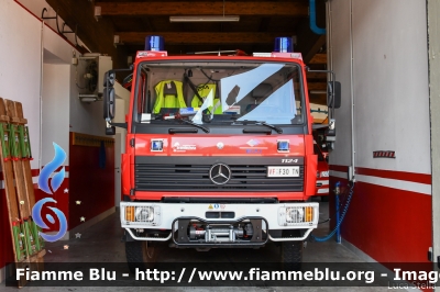 Mercedes-Benz 1124 4x4
Vigili del Fuoco
Distretto di Pergine Valsugana
Corpo Volontario di Caldonazzo (TN)
Allestimento BAI Brandshutz
VF F30 TN
Parole chiave: Mercedes-Benz 1124_4x4 VFF30TN