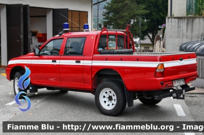 Mitsubishi L200 III serie
Vigili del Fuoco
Unione Distrettuale di Primiero
Corpo Volontario di Canal San Bovo (TN)
VF F31 TN
Parole chiave: Mitsubishi L200_IIIserie VFF31TN