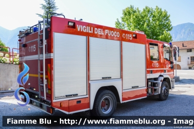 Iveco EuroFire 130E23 I serie
Vigili del Fuoco
Distretto di Pergine Valsugana
Corpo Volontario di Levico Terme (TN)
AutoPompaSerbatoio allestimento Iveco-Magirus
VF F49 TN
Parole chiave: Iveco EuroFire_130E23_Iserie vff49tn