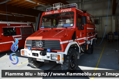 Mercedes Benz Unimog U100
Vigili del Fuoco
Unione Distrettuale di Cles (TN)
Corpo Volontario di Cles
Allestimento Iveco Magirus
VF F85 TN
Parole chiave: Mercedes-Benz Unimog_U100 VFF85TN