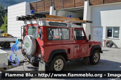 Land-Rover Defender 90
Vigili del Fuoco
Unione distrettuale di Cles
Corpo Volontario di Tres (TN)
VF G14 TN
Parole chiave: Land-Rover Defender_90 VFG14TN