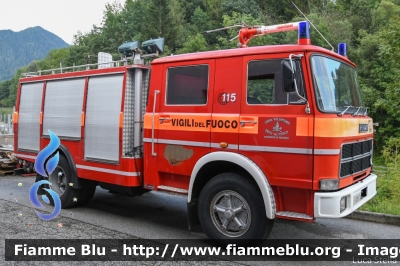 Fiat 130NC
Vigili del Fuoco
Unione Distrettuale di Primiero
Corpo Volontario del Consorzio del Primiero (TN)
Allestimento Baribbi
VF G85 TN
Parole chiave: Fiat 130NC VFG85TN