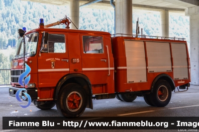 Fiat 130NC
Vigili del Fuoco
Distretto delle Giudicarie
Corpo Volontario di Madonna di Campiglio (TN)
Autopompaserbatoio allestimento Rosenbauer
VF H18 TN
Parole chiave: Fiat 130NC VFH18TN