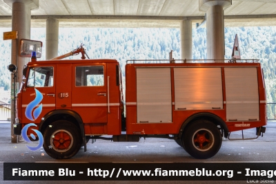 Fiat 130NC
Vigili del Fuoco
Distretto delle Giudicarie
Corpo Volontario di Madonna di Campiglio (TN)
Autopompaserbatoio allestimento Rosenbauer
VF H18 TN
Parole chiave: Fiat 130NC VFH18TN