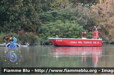 Imbarcazione Fluviale
Vigili del Fuoco
Comando Provinciale di Rovigo
Distaccamento Permanente di Adria
VF IAL037
Parole chiave: VFIAL037