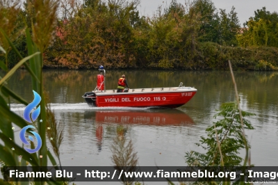 Imbarcazione Fluviale
Vigili del Fuoco
Comando Provinciale di Rovigo
Distaccamento Permanente di Adria
VF IAL037
Parole chiave: VFIAL037