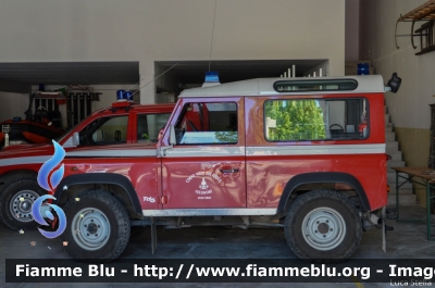 Land Rover Defender 90
Vigili del Fuoco
Distretto di Pergine Valsugana
Corpo Volontario di Levico Terme (TN)
VF J37 TN
Parole chiave: Land-Rover Defender_90 VFJ37TN