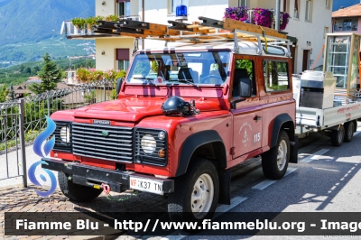 Land Rover Defender 90
Vigili del Fuoco
Unione Distrettuale di Fondo
Corpo Volontario di Cagnò (Tn)
VF K37 TN
Parole chiave: Land-Rover Defender_90 VFK37TN