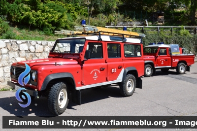 Land Rover Defender 110
Vigili del Fuoco
Unione Distrettuale di Fondo 
Corpo Volontario di Ruffrè Mendola (TN)
VF K56 TN
Parole chiave: Land-Rover Defender_110 VFK56TN