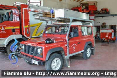 LAnd Rover Defender 90
Vigili del Fuoco
Distretto della Valsugana e Tesino
Corpo Volontario di Villa Agnedo (TN)
VF K65 TN
Parole chiave: LAnd-Rover Defender_90 VFK65TN