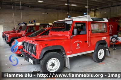 Land-Rover Defender 90
Vigili del Fuoco
Unione Distrettuale Alto Garda e Ledro
Corpo Volontario di Arco (TN)
VF K81 TN
Parole chiave: Land-Rover Defender_90 VFK81TN