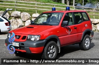 Nissan Terrano II serie restyle
Vigili del Fuoco
Unione Distrettuale di Primiero
Assegnata al Corpo Volontario di San Martino di Castrozza (TN)
VF Z33 TN
Parole chiave: Nissan Terrano_II_serie_restyle VFZ33TN