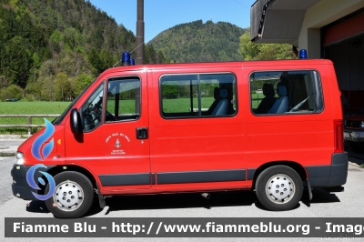 Fiat Ducato 4x4 III serie
Vigili del Fuoco
Unione Distrettuale Alto Garda e Ledro
Corpo Volontario di Pieve di Ledro
VF Z51 TN
Parole chiave: Fiat Ducato_4x4_IIIserie VFZ51TN