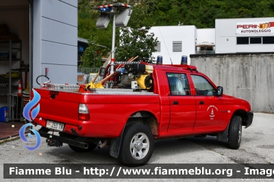 Mitsubishi L200 III serie
Vigili del Fuoco
Unione Distrettuale di Trento
Corpo Volontario di Vezzano (TN)
VF Z53 TN
Parole chiave: Mitsubishi L200_IIIserie VFZ53TN